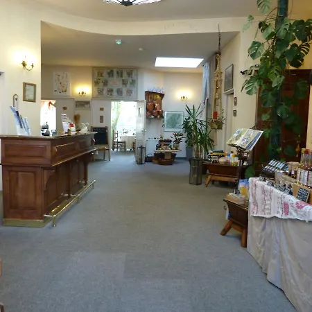 La Terrasse Hotel